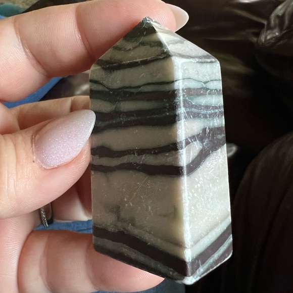 Zebra Calcite Point - Picture 4 of 6